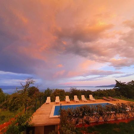 Apartments Nika With Swimming Pool And Beautiful Sea View Dobreć Extérieur photo