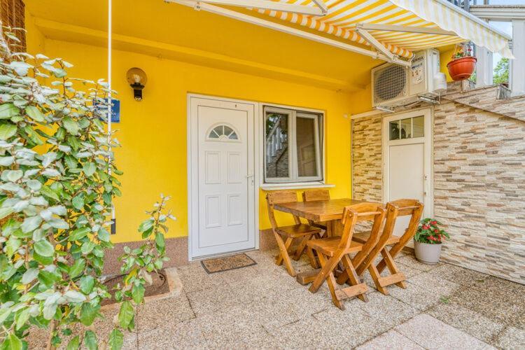 Apartments Nika With Swimming Pool And Beautiful Sea View Dobreć Extérieur photo